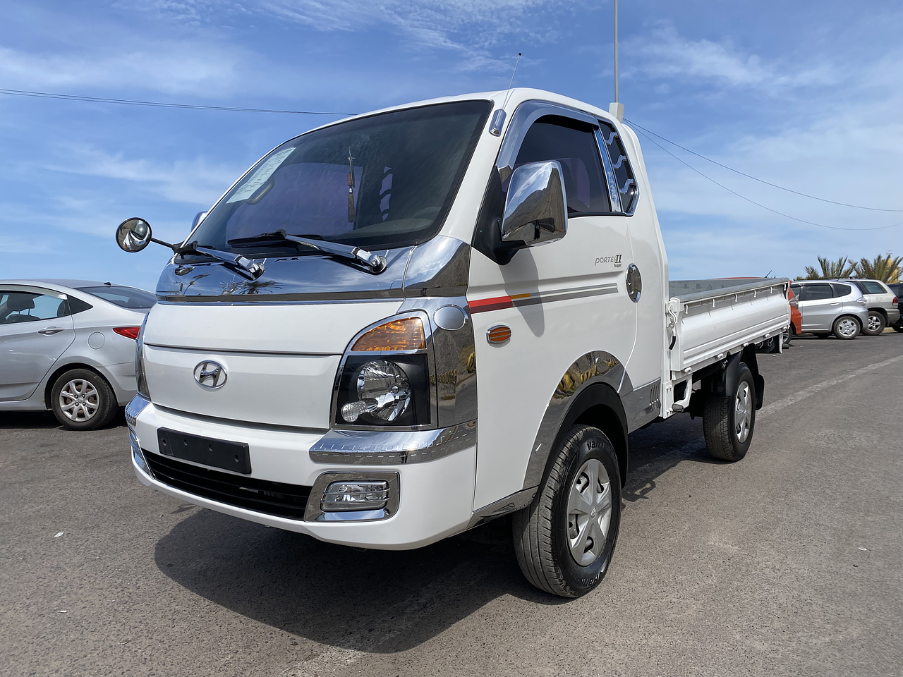 PORTER 2014 CAB Y MEDIA / MECANICA 4WD  / DIESEL 2