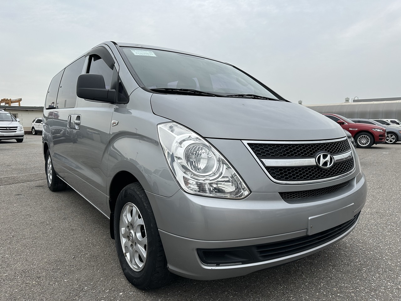 HYUNDAI STAREX 2013 / DIESEL 2.5 / 2WD / 12PASAJEROS 1