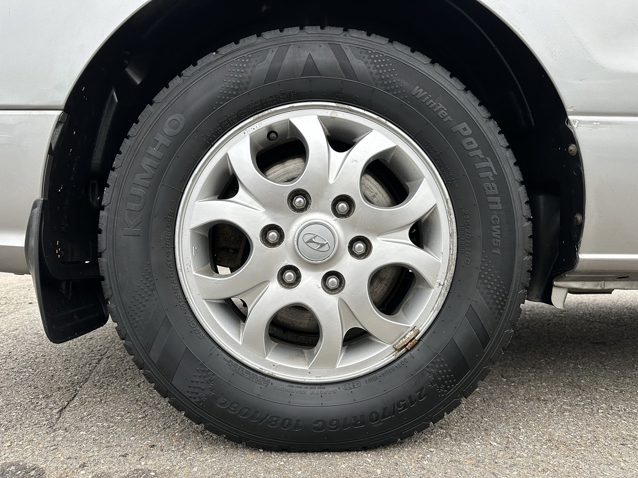 HYUNDAI STAREX 2013 / DIESEL 2.5 / 2WD / 12PASAJEROS 36