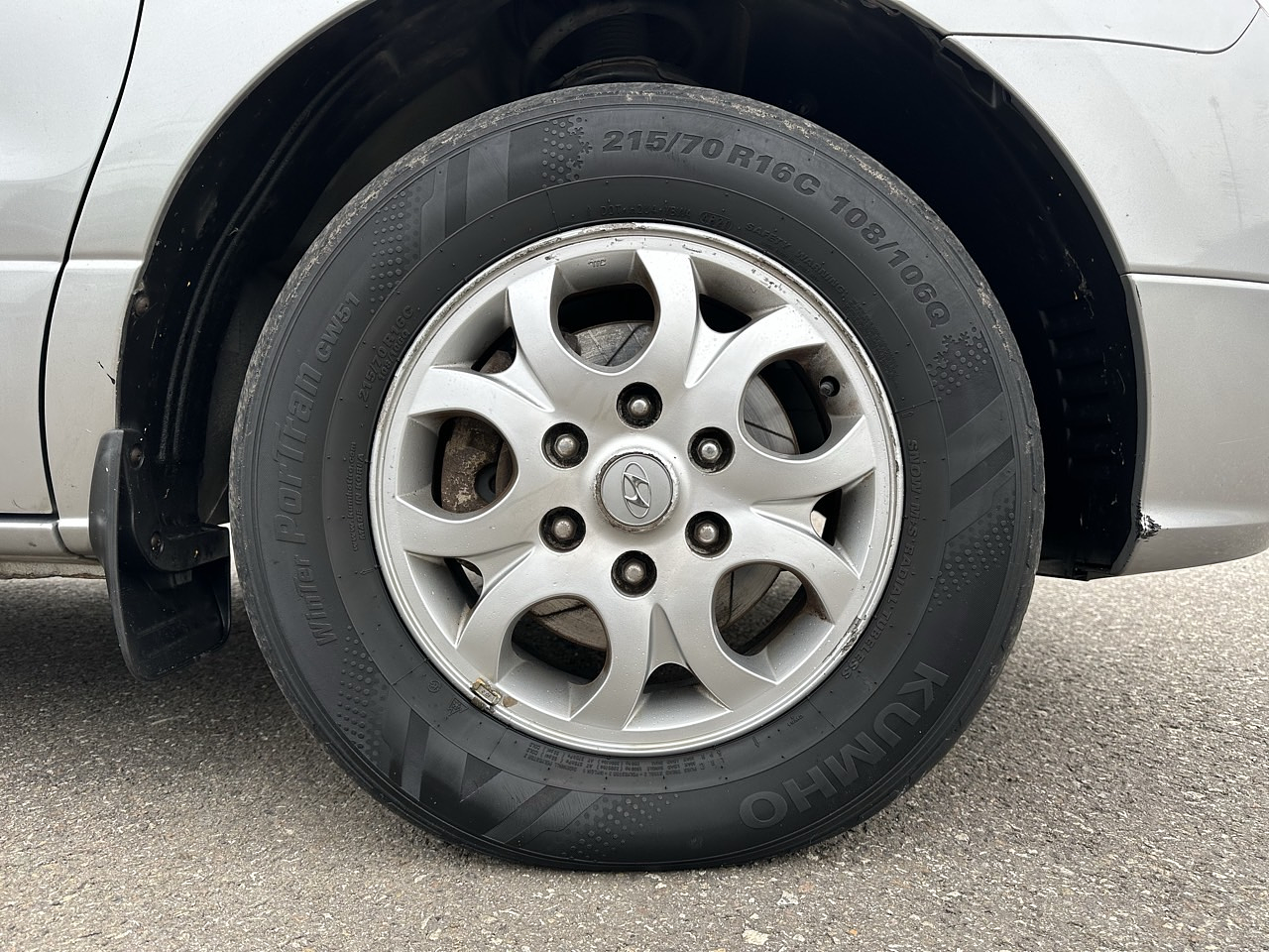 HYUNDAI STAREX 2013 / DIESEL 2.5 / 2WD / 12PASAJEROS 38