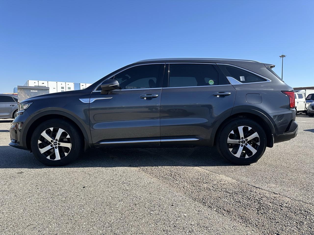 KIA SORENTO 2023 / 7PASAJEROS / CAMARA R / PANTALLA / SMART KEY 5