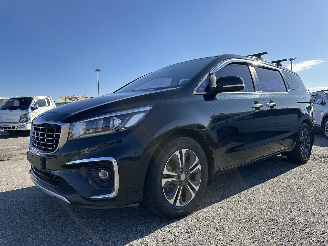 KIA ALL NEW CARNIVAL 2019 / 9PASAJEROS / DIESEL / CAMARA 4