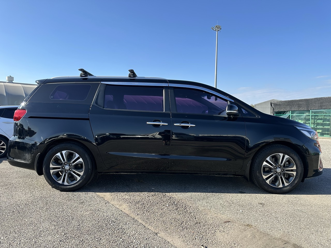 KIA ALL NEW CARNIVAL 2019 / 9PASAJEROS / DIESEL / CAMARA 9