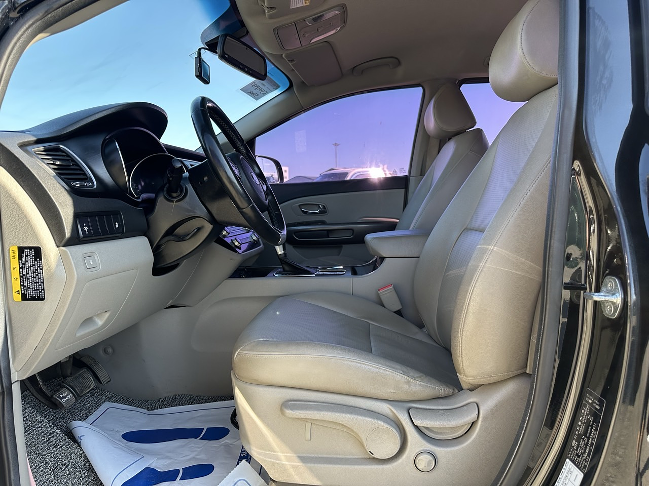 KIA ALL NEW CARNIVAL 2019 / 9PASAJEROS / DIESEL / CAMARA 10