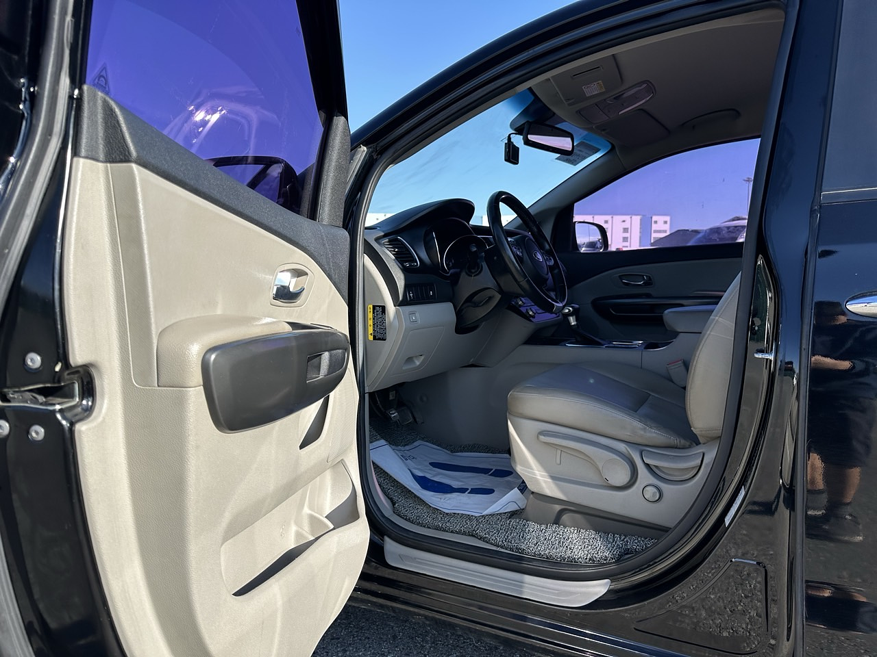 KIA ALL NEW CARNIVAL 2019 / 9PASAJEROS / DIESEL / CAMARA 11