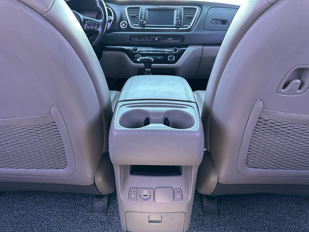 KIA ALL NEW CARNIVAL 2019 / 9PASAJEROS / DIESEL / CAMARA 23