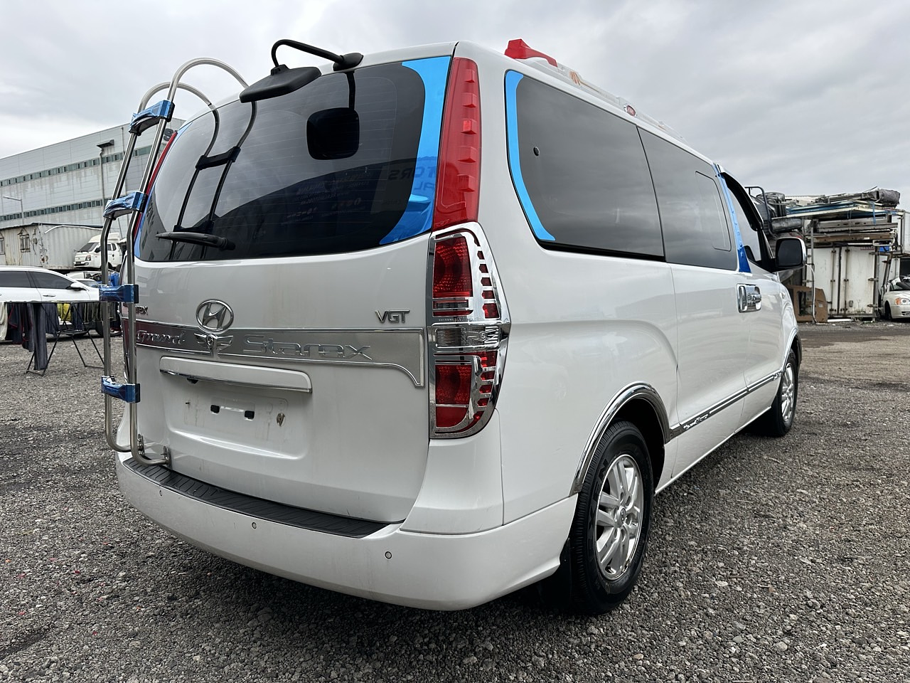 HYUNDAI STAREX 2017 / DIESEL / 2.5 CC / 12PASAJEROS 20