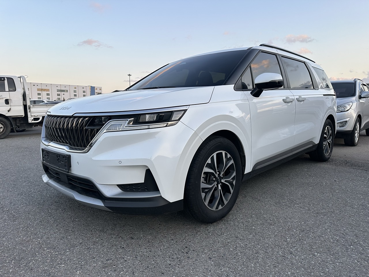 KIA CARNIVAL 2023 / 9PASAJEROS / CÁMARA R / DIESEL 2.2 / 2WD 2