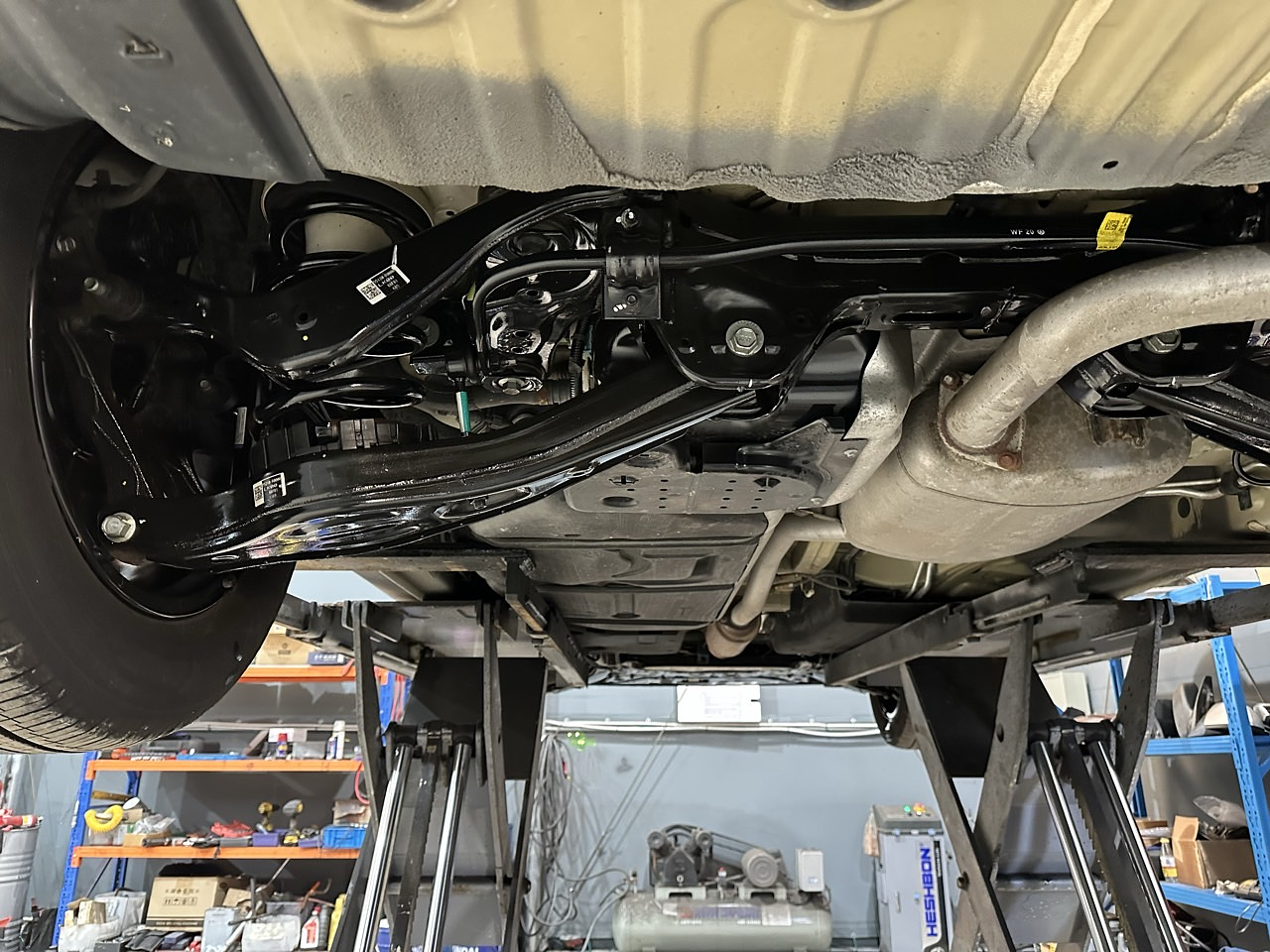 KIA CARNIVAL 2023 / 9PASAJEROS / CÁMARA R / DIESEL 2.2 / 2WD 32