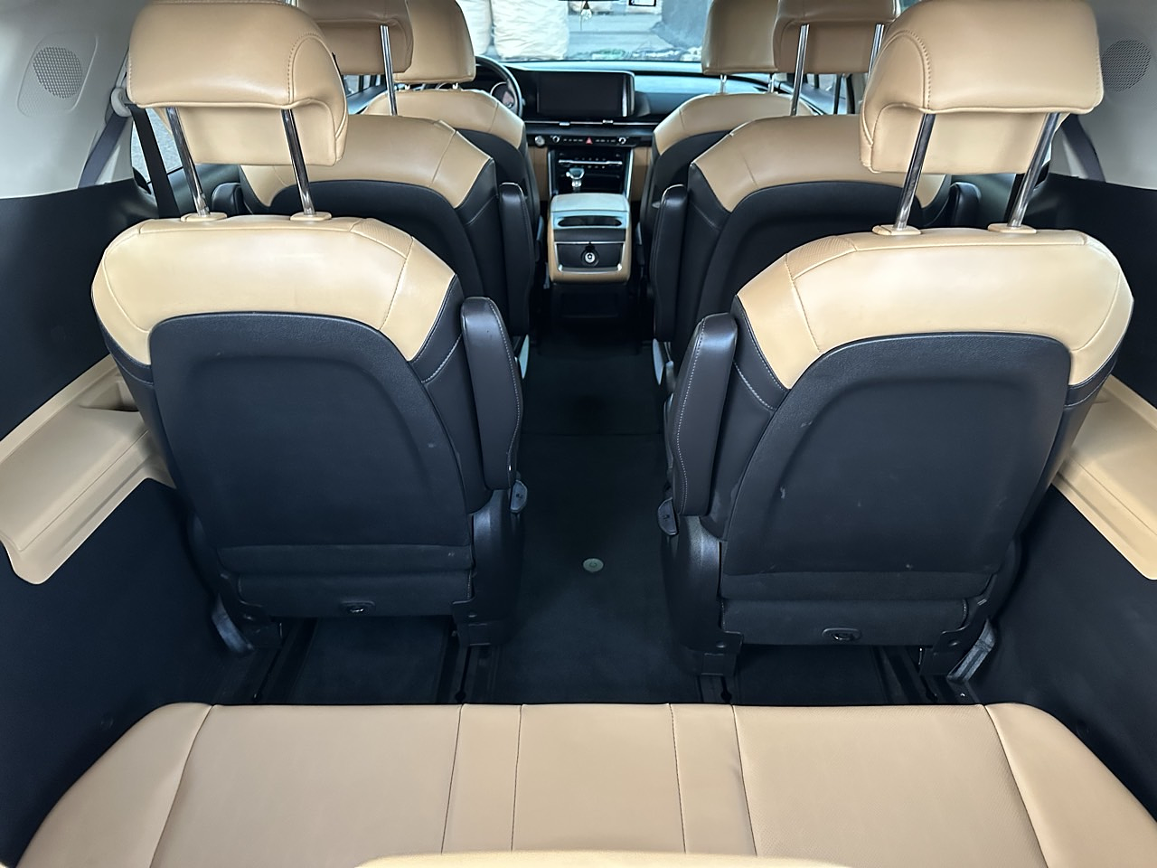 KIA CARNIVAL 2023 / 9PASAJEROS / CÁMARA R / DIESEL 2.2 / 2WD 28