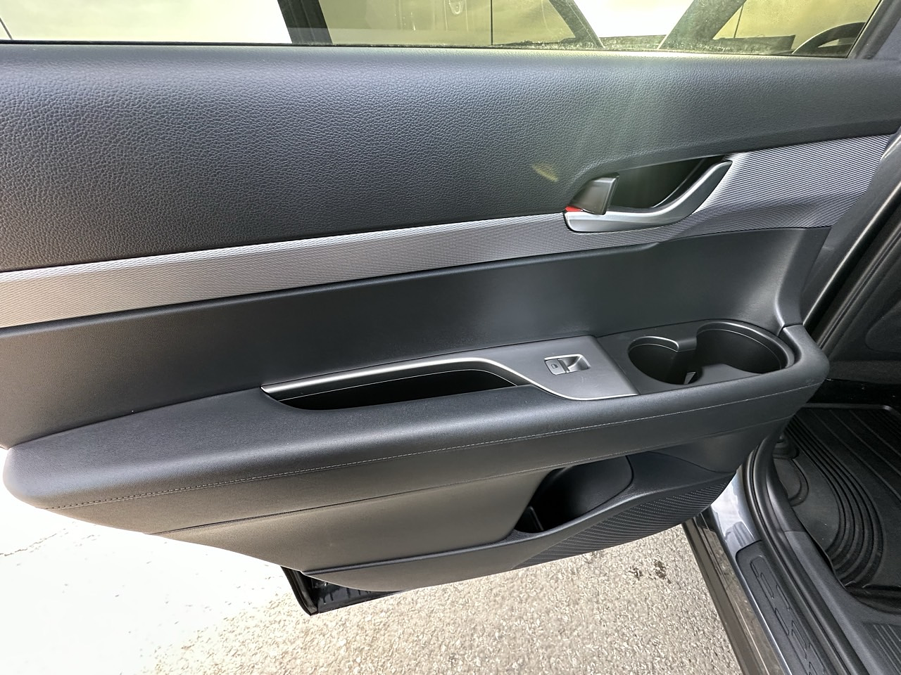 HYUNDAI PALISADE 2022 / 7PASAJEROS / SUNROOF / SMART KEY / CAMARA R / 2WD 26