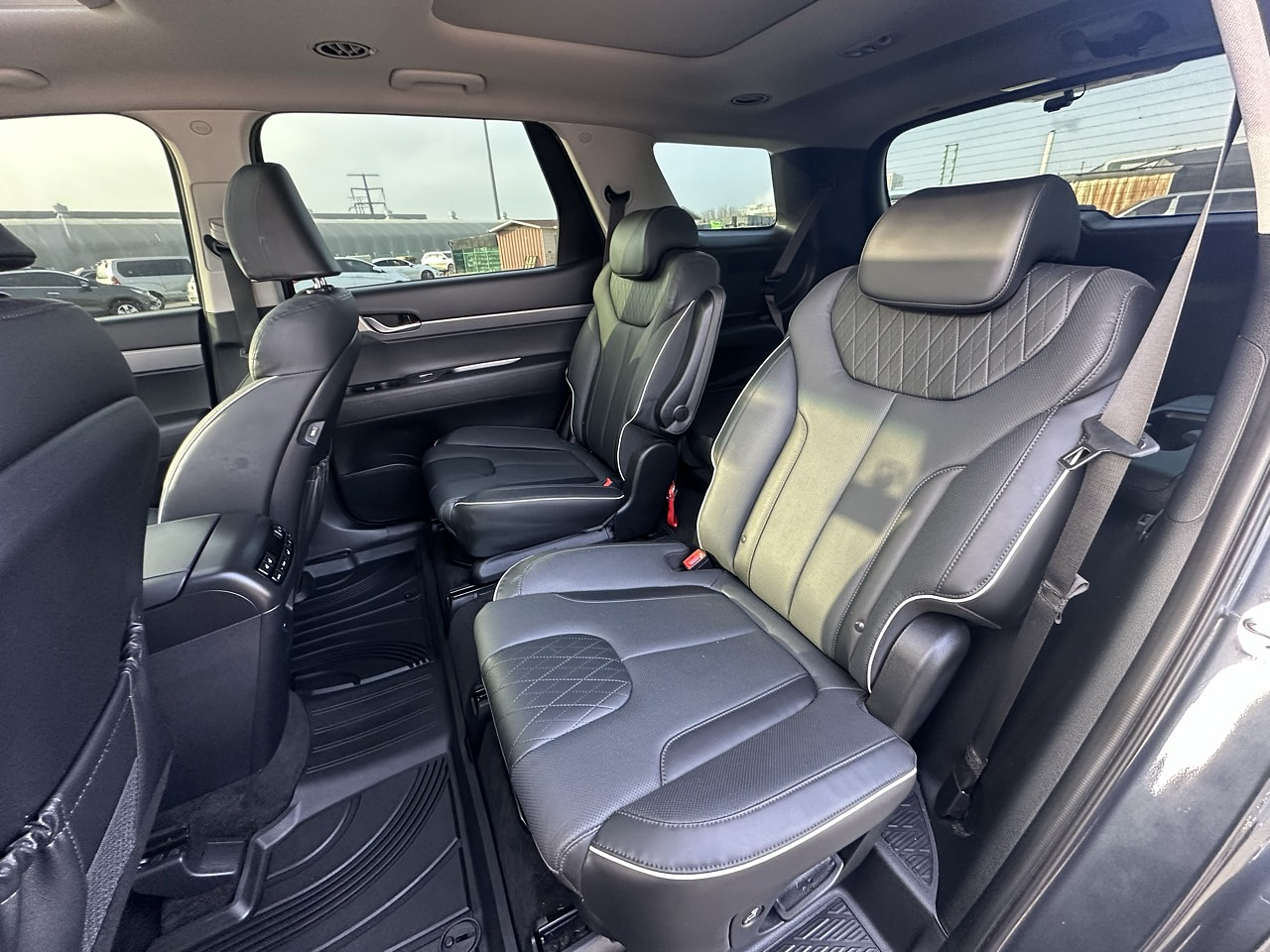 HYUNDAI PALISADE 2022 / 7PASAJEROS / SUNROOF / SMART KEY / CAMARA R / 2WD 28