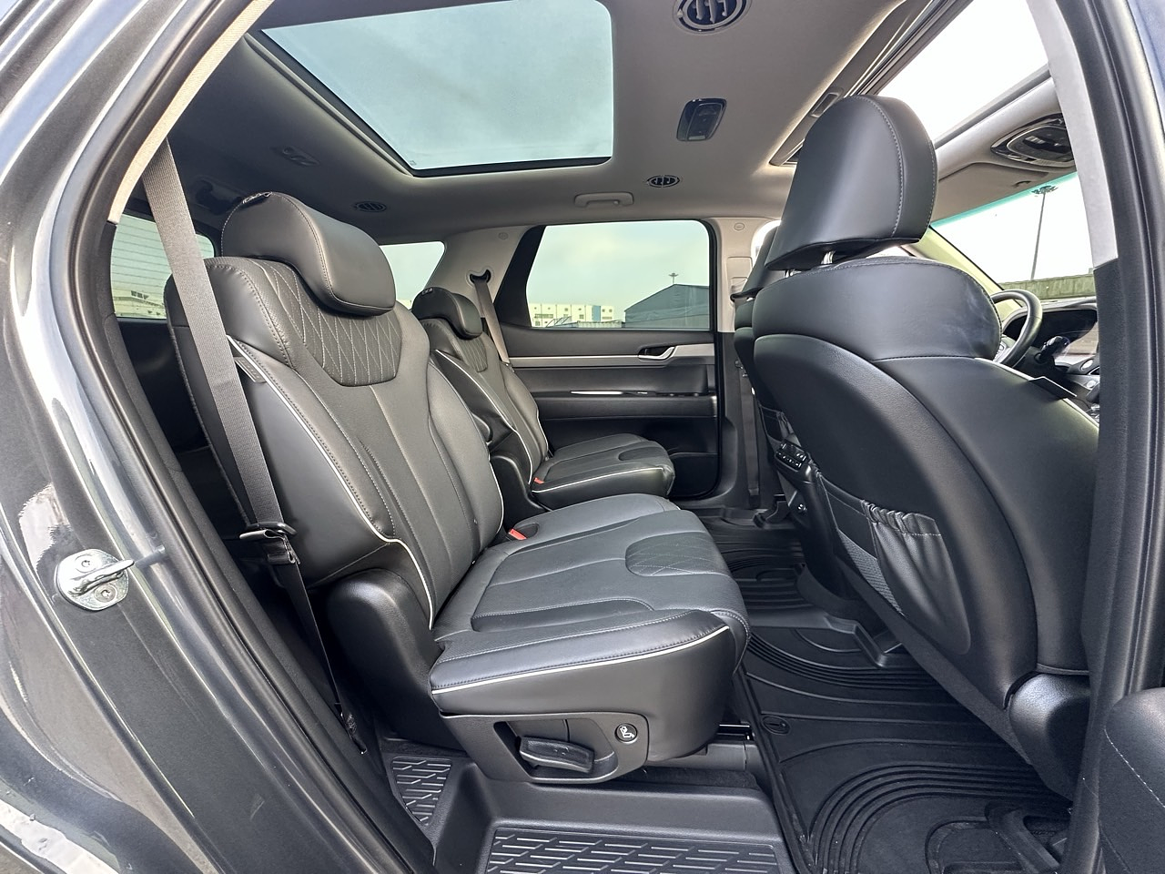 HYUNDAI PALISADE 2022 / 7PASAJEROS / SUNROOF / SMART KEY / CAMARA R / 2WD 31