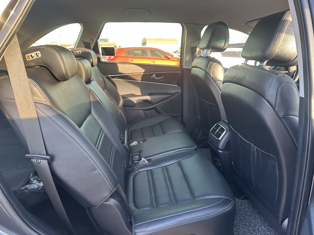  KIA SORENTO 2017 / CAMARA R / 7 PASAJEROS  / DIESEL 2.0 CC / 4WD  23