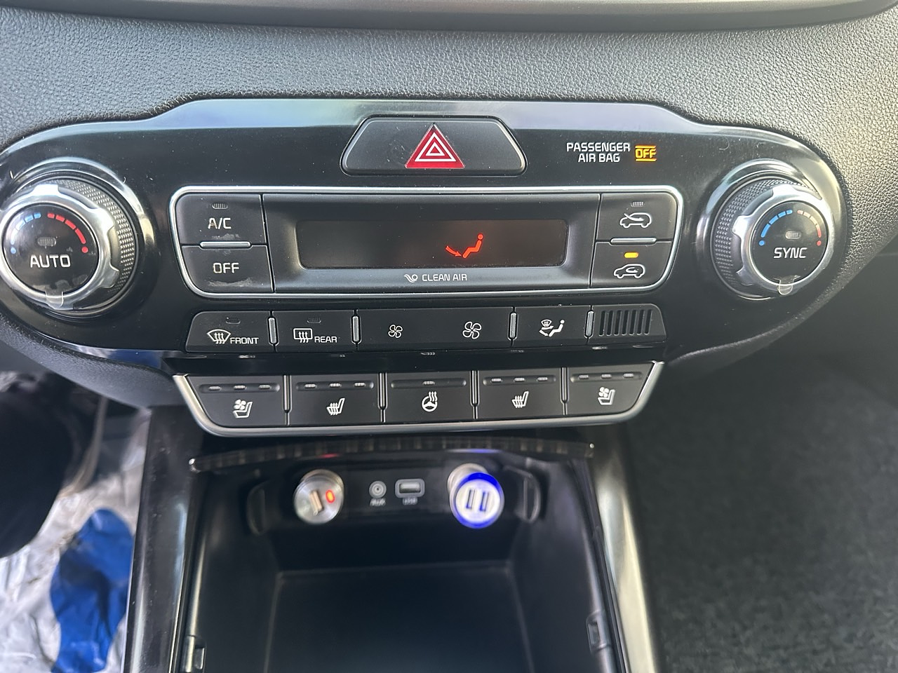  KIA SORENTO 2018 / SUNROOF / CAMARA R / 7 PASAJEROS  / DIESEL 2.0 CC / 2WD  18