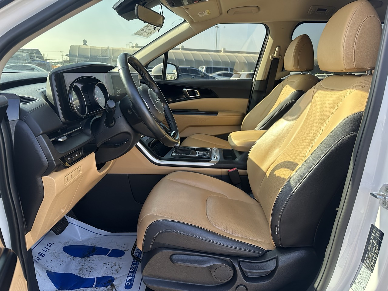 KIA CARNIVAL 2022 / 9PASAJEROS / CÁMARA R / DIESEL / SMART KEY  17