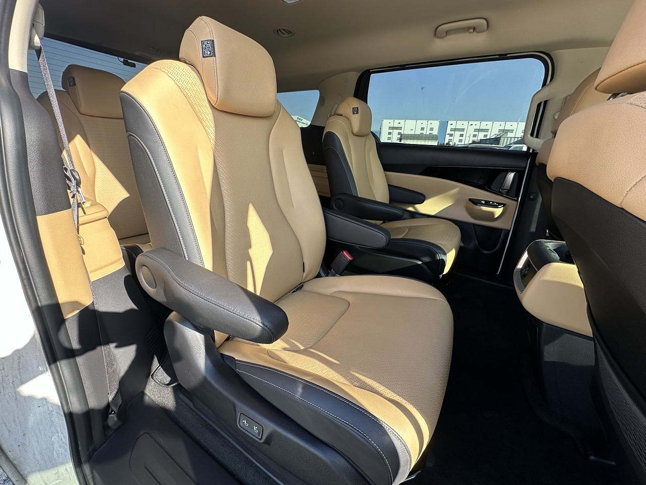 KIA CARNIVAL 2022 / 9PASAJEROS / CÁMARA R / DIESEL / SMART KEY  26