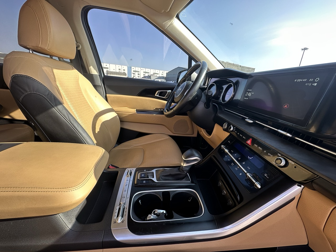 KIA CARNIVAL 2022 / 9PASAJEROS / CÁMARA R / DIESEL / SMART KEY  23