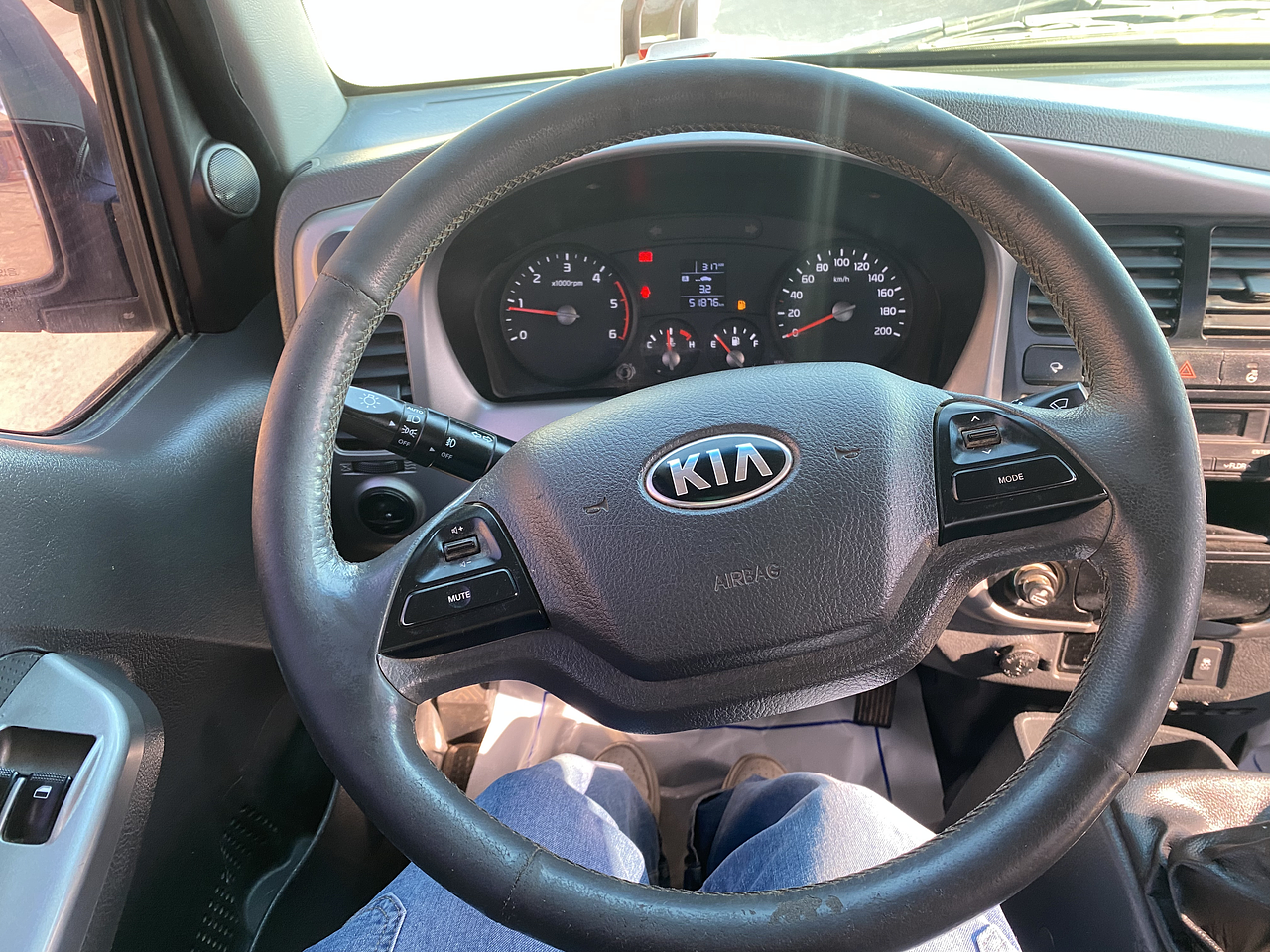 KIA BONGO 2019 / 1.2TON / KINGCAB / MECANICA CAJA 6TA / DIESEL 16