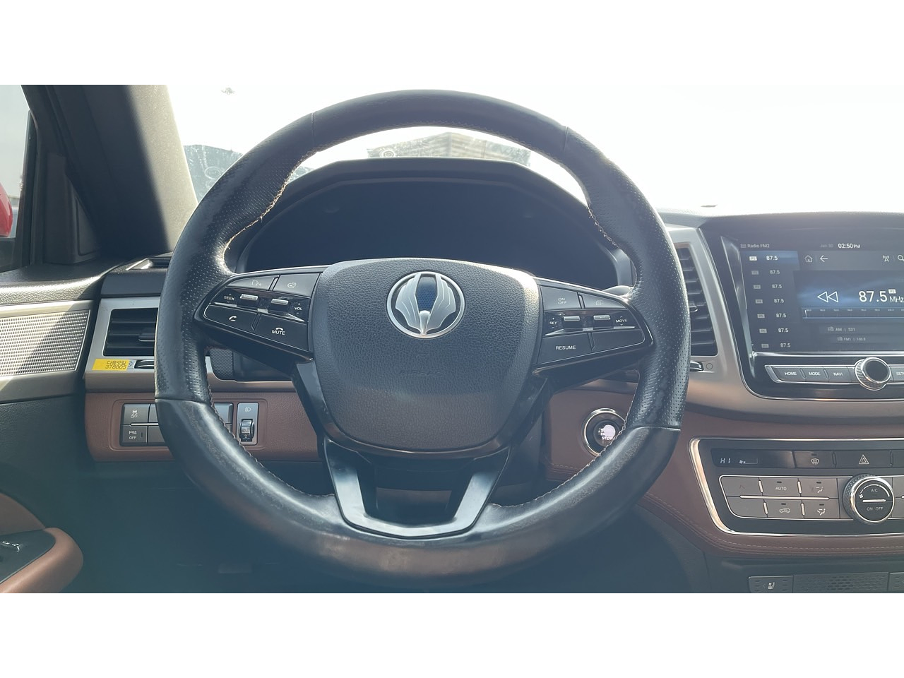 SSANG YONG REXTON SPORTS 2019 / 4WD / DIESEL / SMART KEY 14