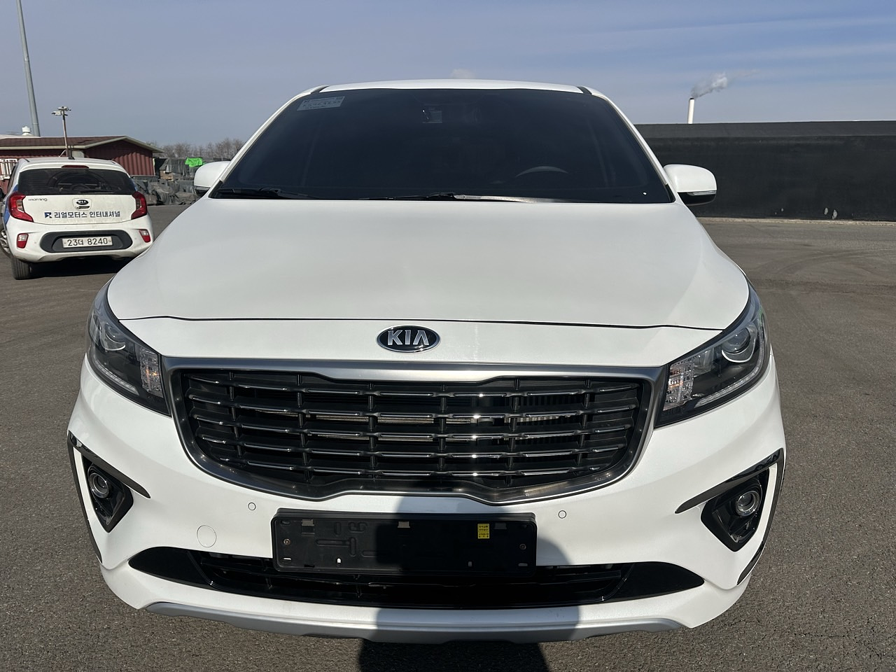 KIA CARNIVAL 2019 / 6PASAJEROS / DIESEL / CAMARA R 2