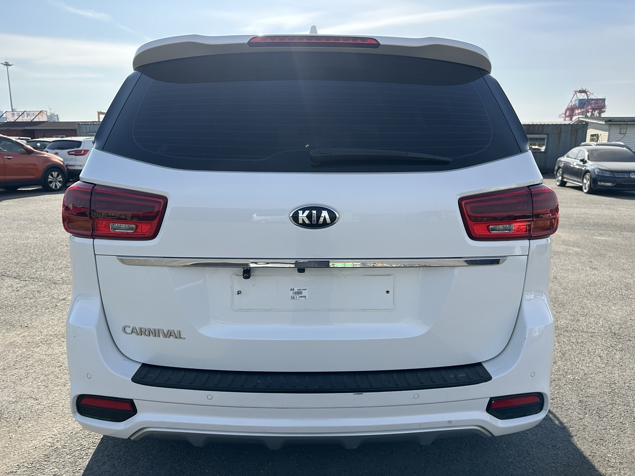 KIA CARNIVAL 2019 / 6PASAJEROS / DIESEL / CAMARA R 5