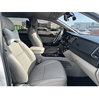 KIA CARNIVAL 2019 / 6PASAJEROS / DIESEL / CAMARA R 25