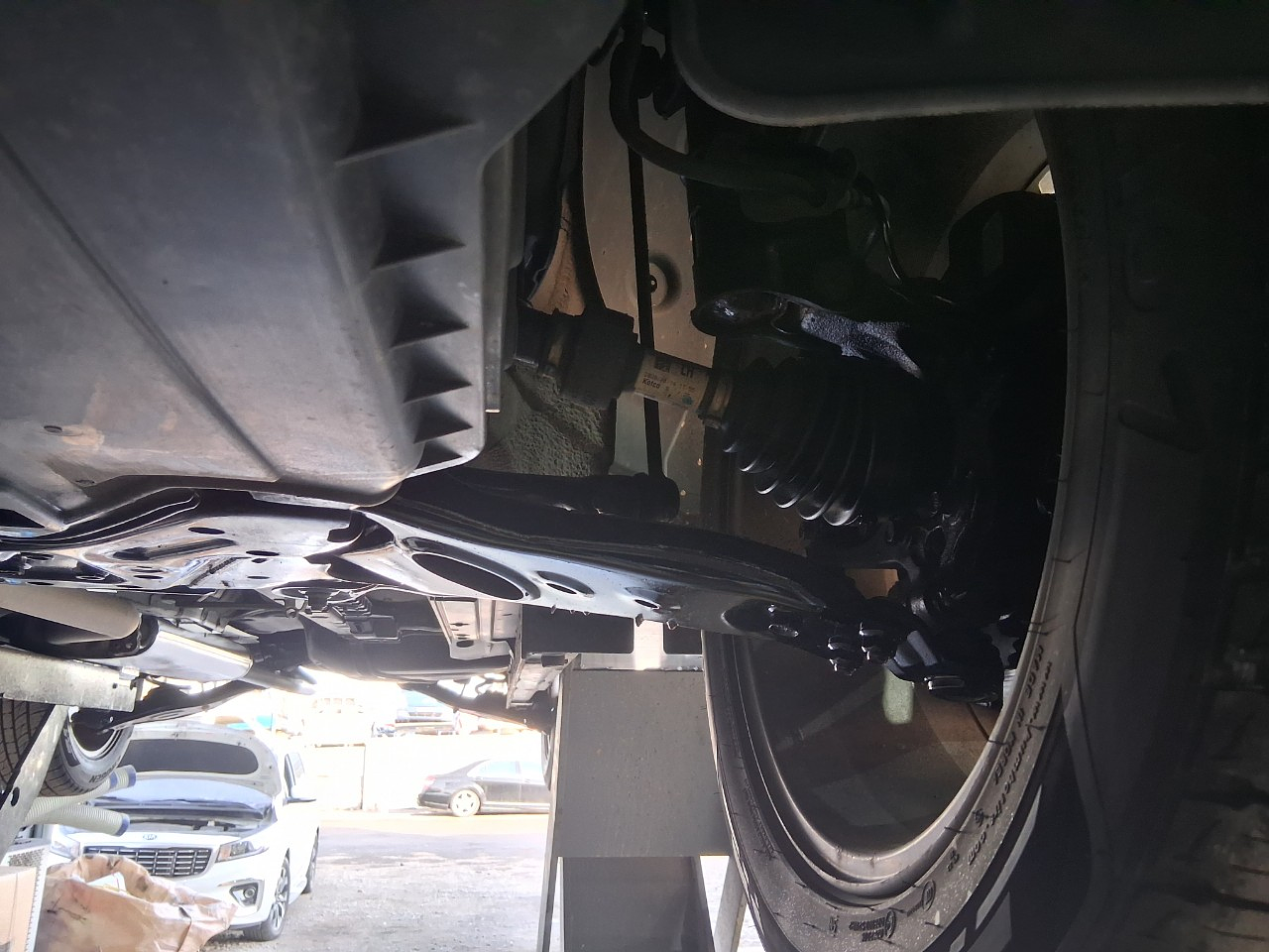 HYUNDAI SANTAFE 2014 / 7PASAJEROS / 2WD / DIESEL 36