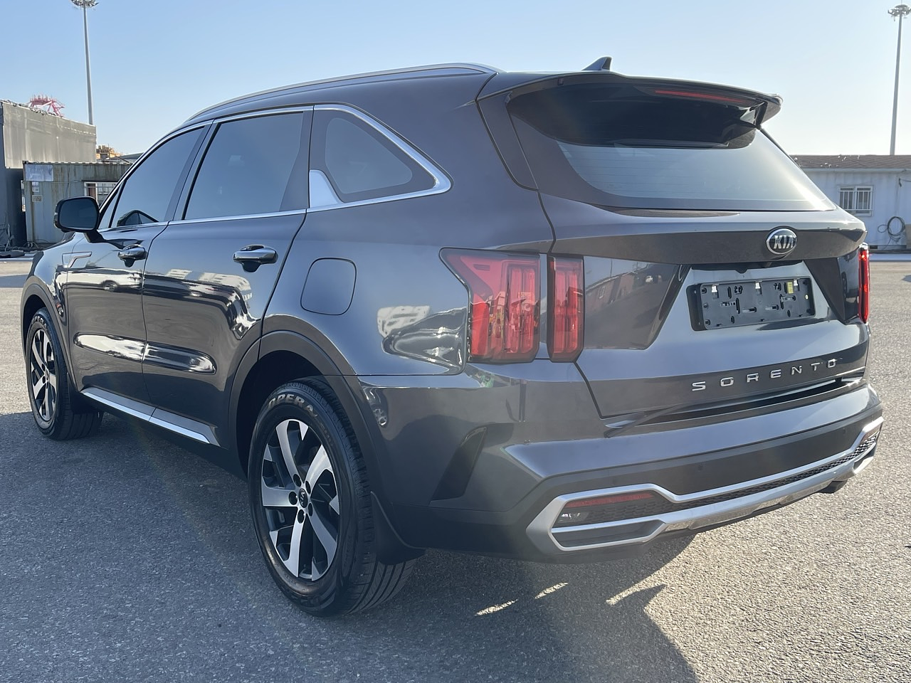 KIA SORENTO 2021 / 7 PASAJEROS / 2WD / DIESEL 2.2 / CAMARA R  7