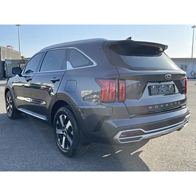 KIA Sorento — foto 7 de 16