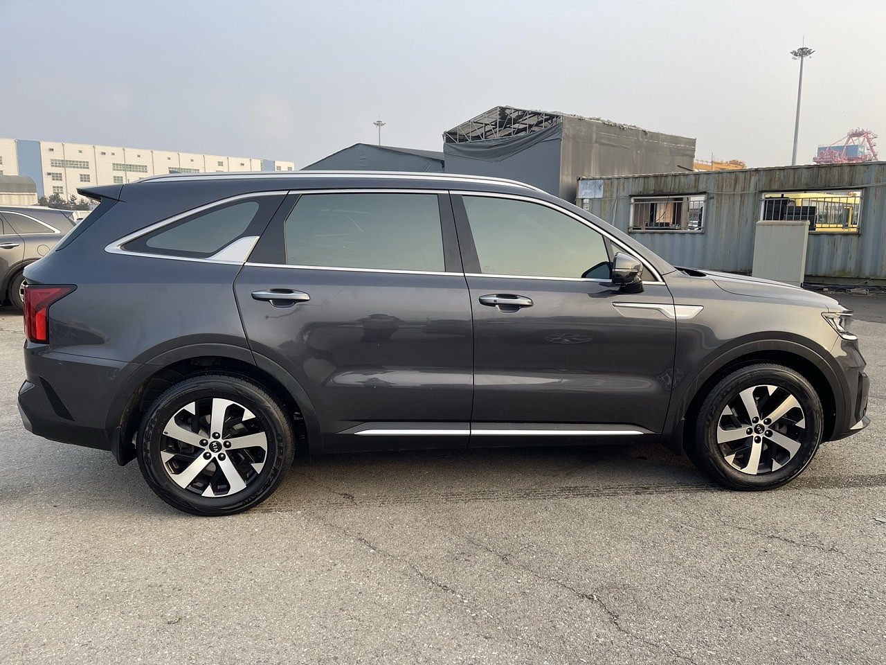KIA SORENTO 2021 / 7 PASAJEROS / 2WD / DIESEL 2.2 / CAMARA R  8