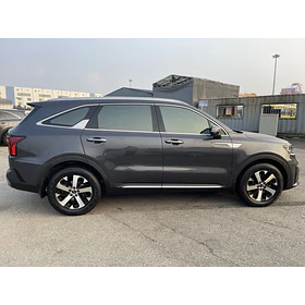 KIA Sorento — foto 8 de 16