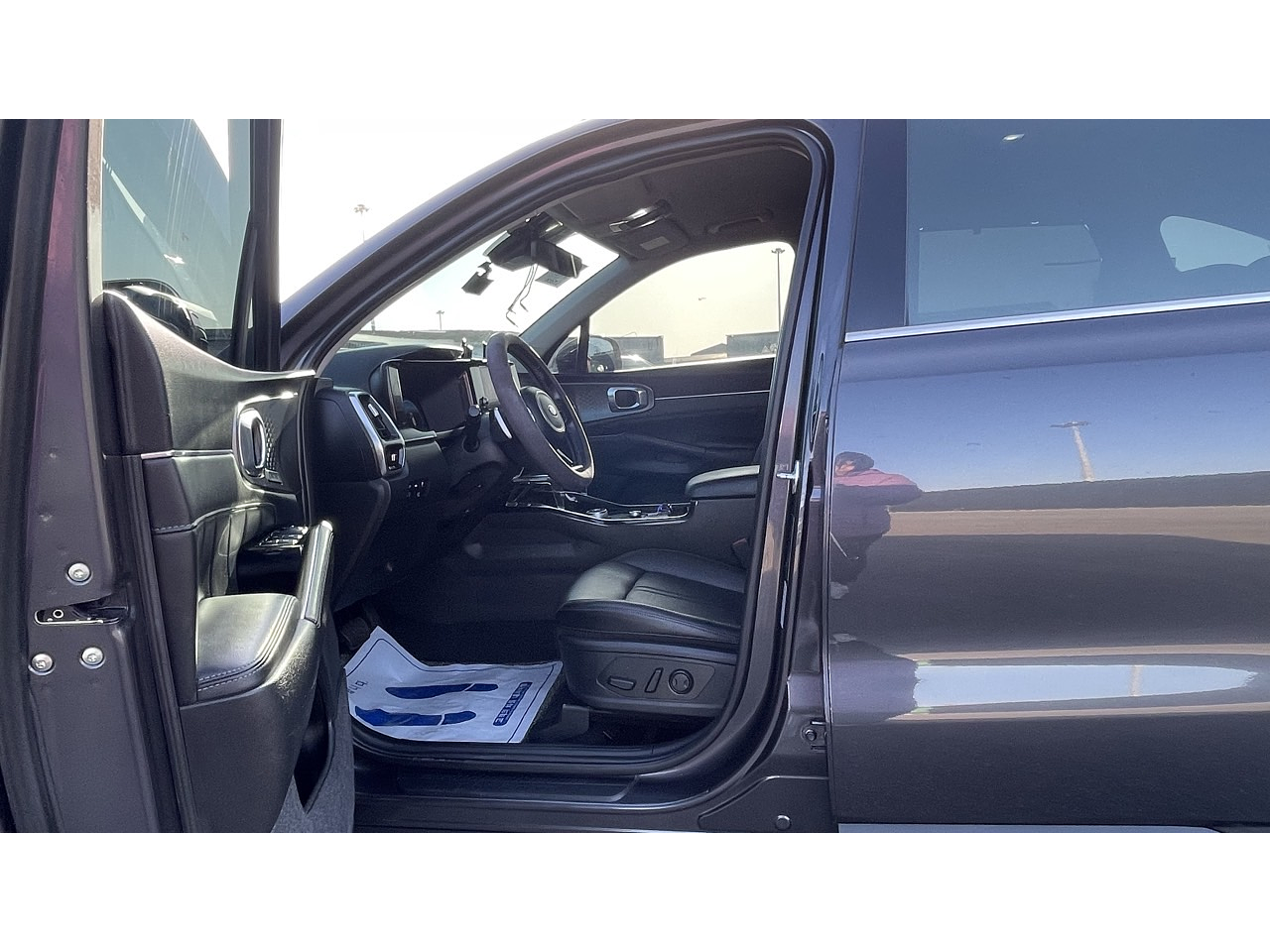 KIA SORENTO 2021 / 7 PASAJEROS / 2WD / DIESEL 2.2 / CAMARA R  14