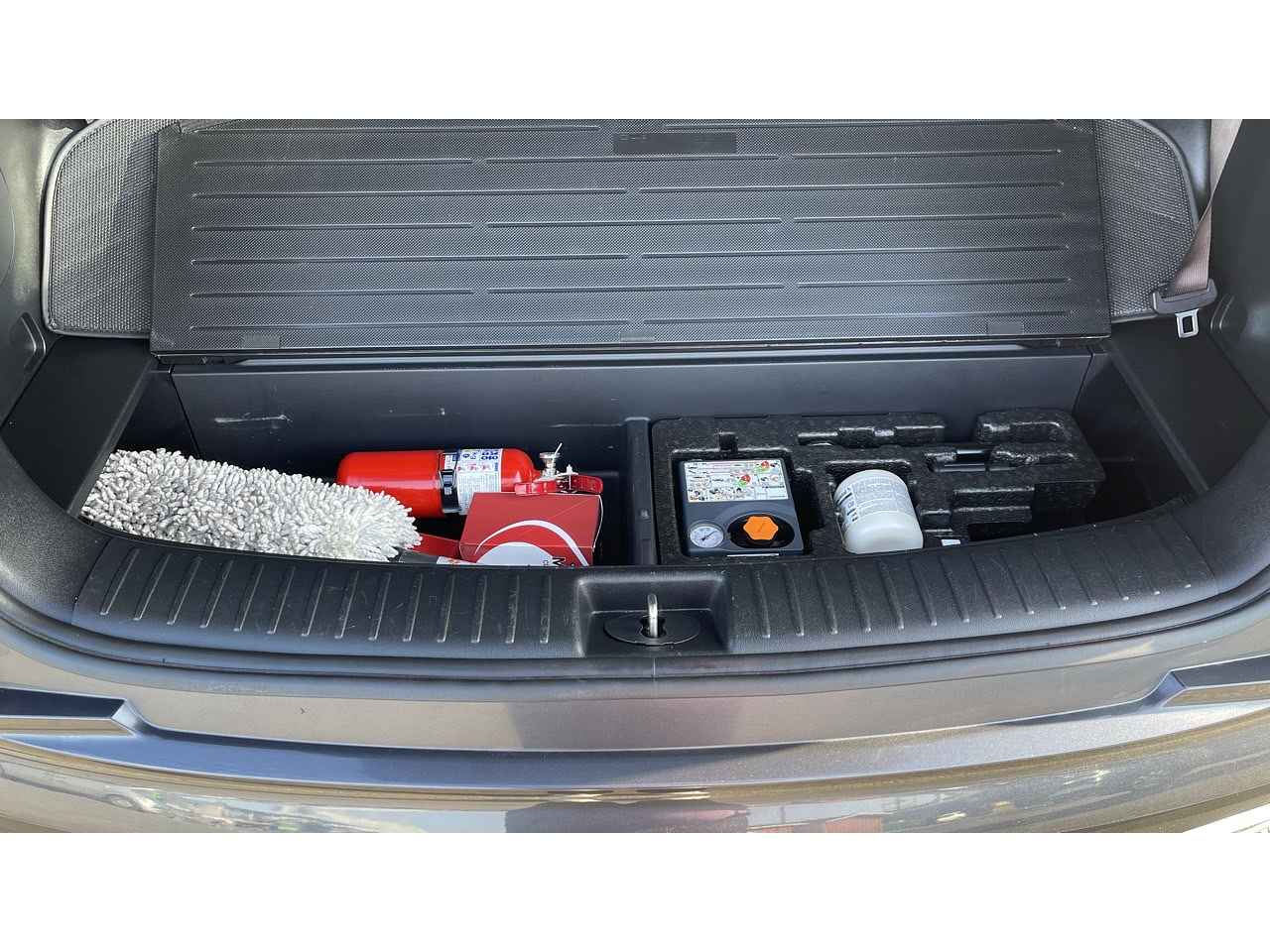 KIA SORENTO 2021 / 7 PASAJEROS / 2WD / DIESEL 2.2 / CAMARA R  35