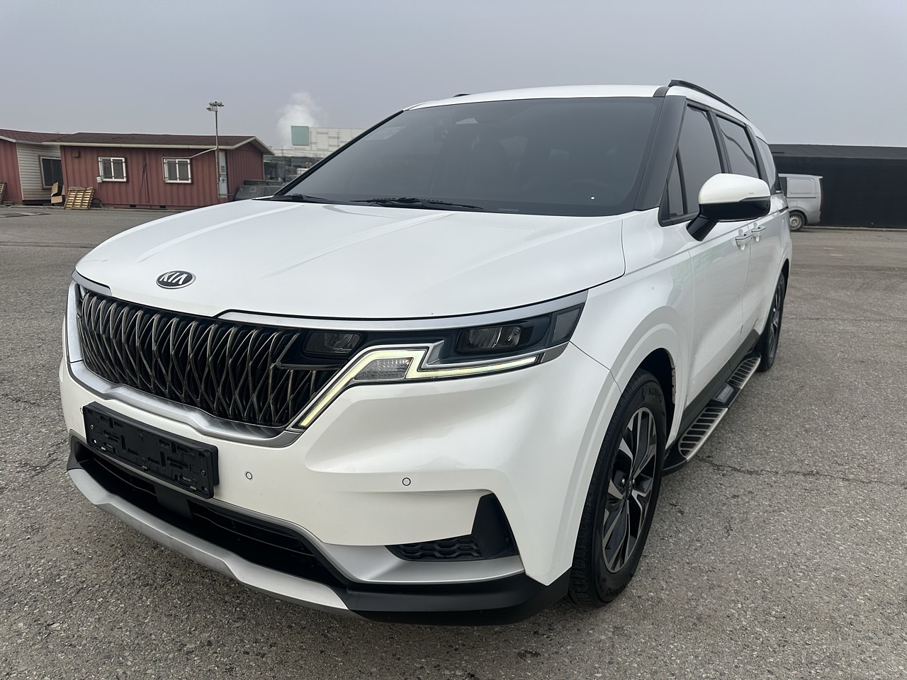 KIA CARNIVAL 2021 / 9PASAJEROS / CAMARA R / DIESEL 4