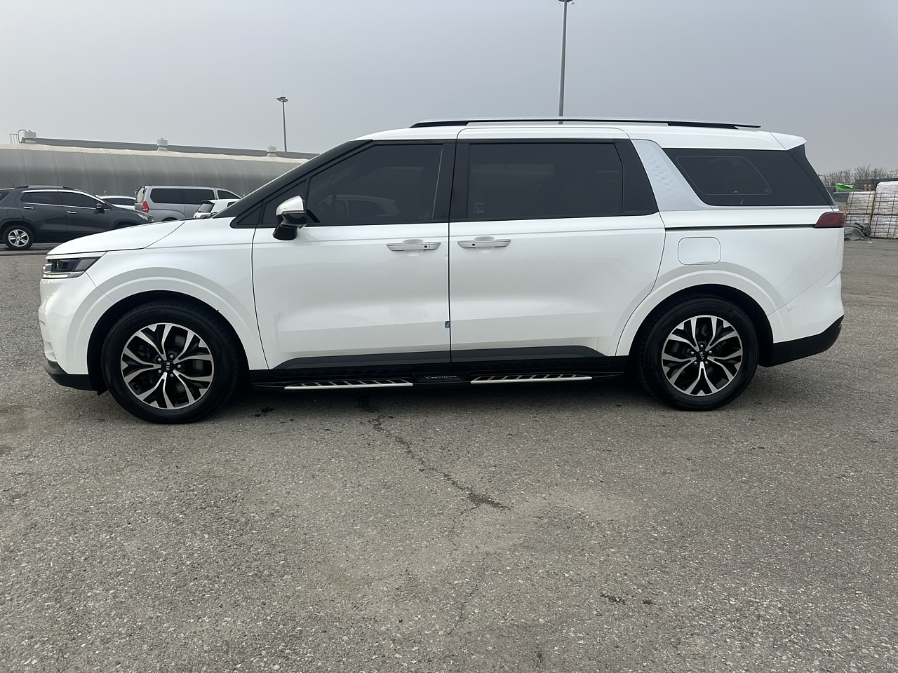 KIA CARNIVAL 2021 / 9PASAJEROS / CAMARA R / DIESEL 10