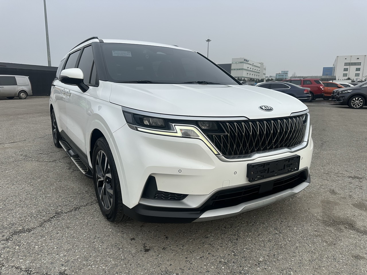 KIA CARNIVAL 2021 / 9PASAJEROS / CAMARA R / DIESEL 1