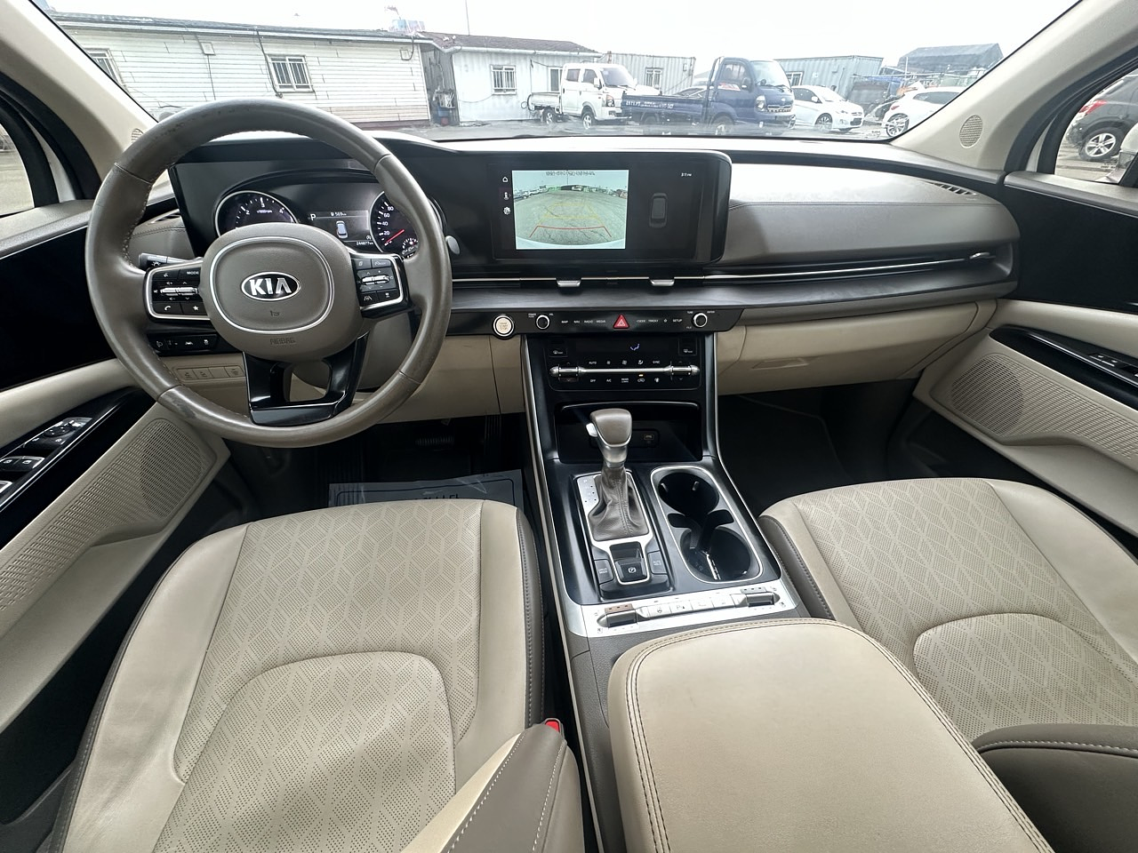 KIA CARNIVAL 2021 / 9PASAJEROS / CAMARA R / DIESEL 22