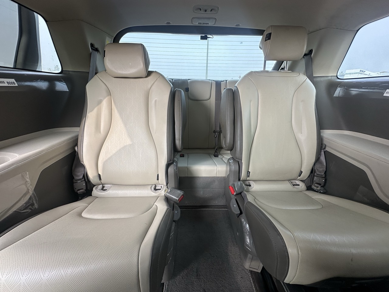 KIA CARNIVAL 2021 / 9PASAJEROS / CAMARA R / DIESEL 33