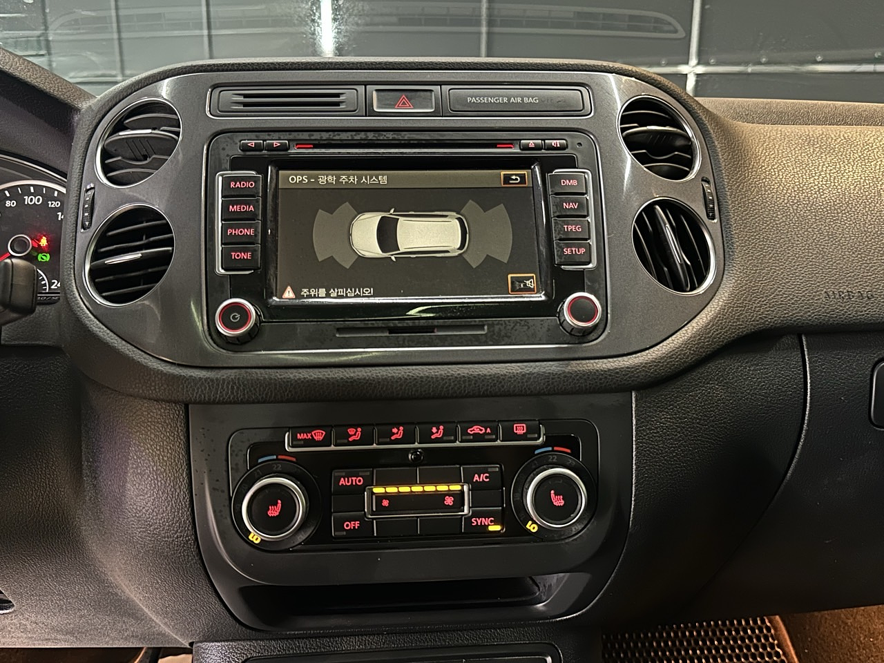 VOLKSWAGEN TIGUAN TDI 2013 / SUNROOF / SMART KEY / 4WD 17