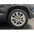 VOLKSWAGEN TIGUAN TDI 2013 / SUNROOF / SMART KEY / 4WD 42