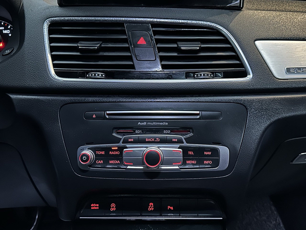 AUDI Q3 35 TDI QUATTRO 2016 / SUNROOF / SMART KEY / CAMARA R  19