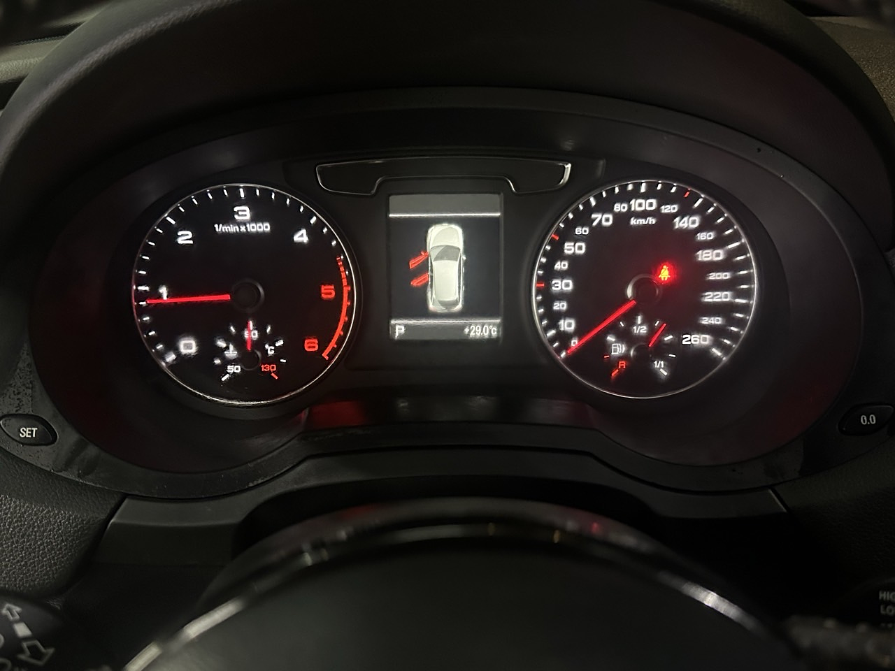 AUDI Q3 35 TDI QUATTRO 2016 / SUNROOF / SMART KEY / CAMARA R  17