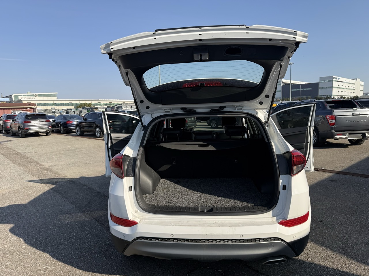 HYUNDAI ALL NEW TUCSON 2017 / CÁMARA R / 2WD/ DIESEL 1.7 CC 29