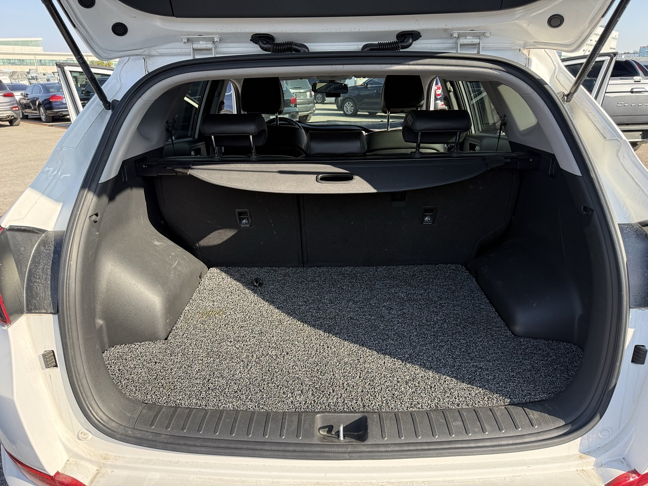 HYUNDAI ALL NEW TUCSON 2017 / CÁMARA R / 2WD/ DIESEL 1.7 CC 30