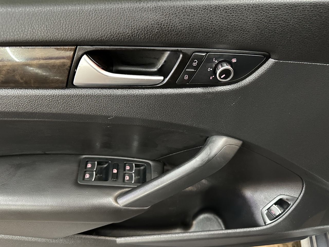 VOLKSWAGEN PASSAT 2015 / SUNROOF / CAMARA R / SMART KEY / 2WD 10