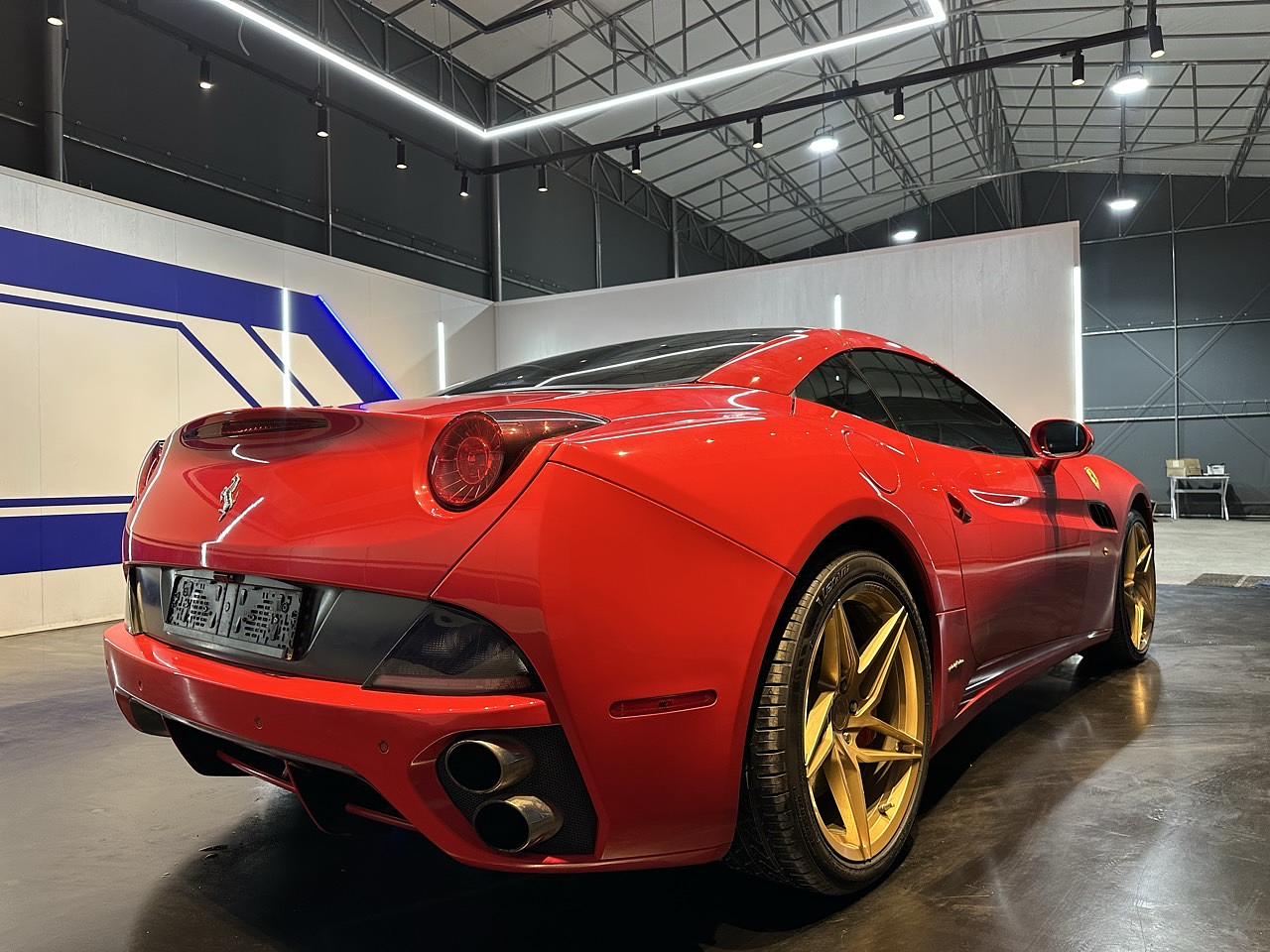 FERRARI CALIFORNIA 2010 / CONVERTIBLE / GASOLINA 4.0CC / 2WD  6