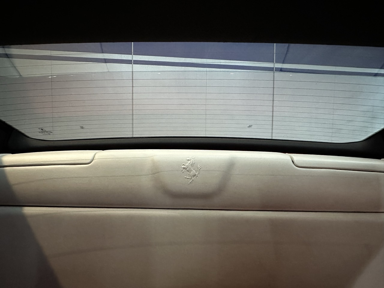 FERRARI CALIFORNIA 2010 / CONVERTIBLE / GASOLINA 4.0CC / 2WD  35