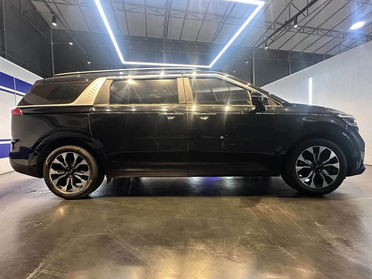 KIA CARNIVAL 2022 / 9PASAJEROS / CAMARA R / DIESEL / SMART KEY  6