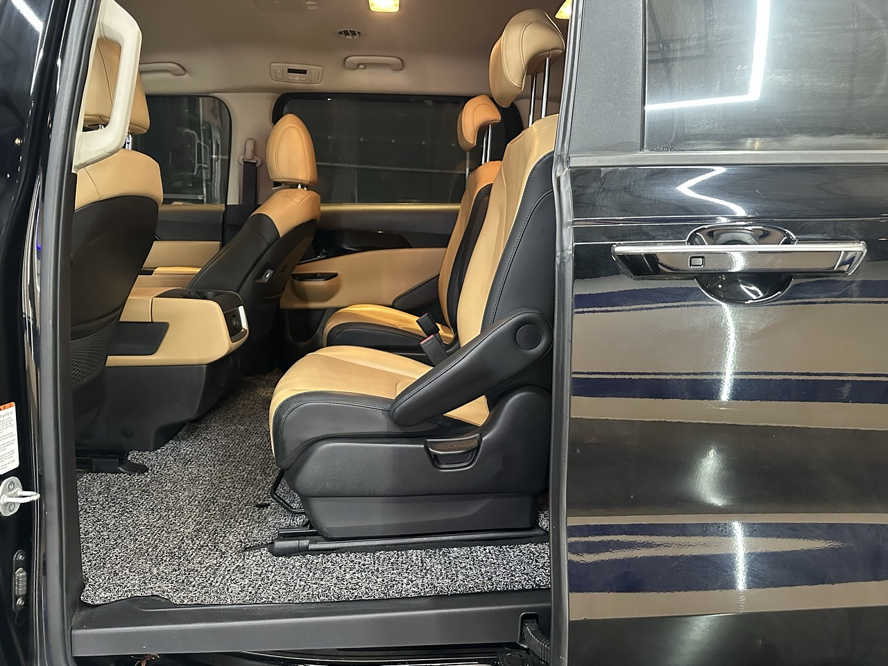 KIA CARNIVAL 2022 / 9PASAJEROS / CAMARA R / DIESEL / SMART KEY  21